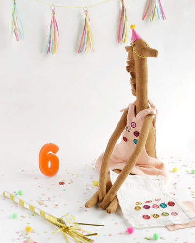 Classic - Giraffe Fray
