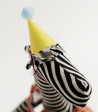 Load image into Gallery viewer, Classic - Zebra Fray